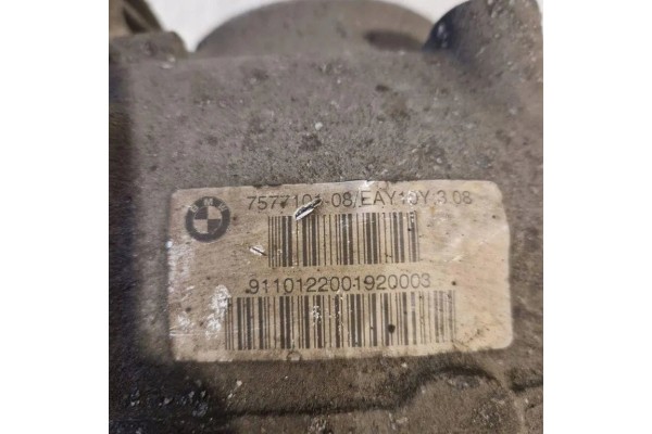 Rear reducer BMW 7 F01 F02 7577103 3 0L diesel 225kW 2011 Part manufacturer BMW OE