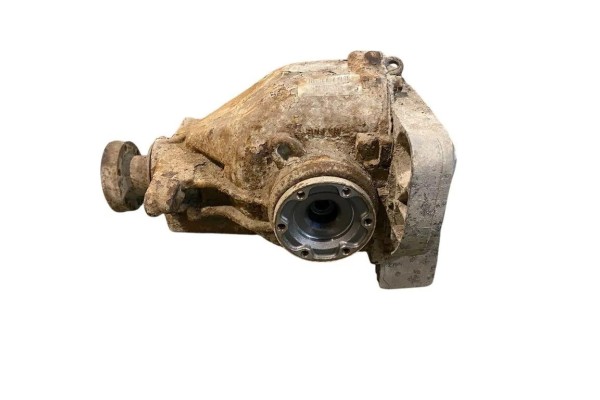 Rear reducer BMW 5 E60 E2284T247 3 0L diesel 170kW 2005 Part manufacturer BMW OE