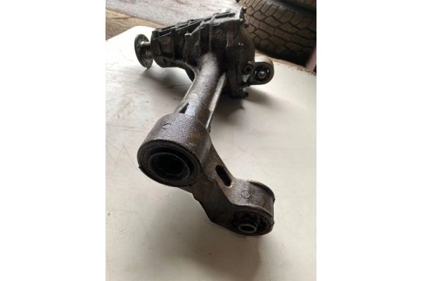 Front reducer NISSAN PATHFINDER III R51 EA011 2 49L diesel 128kW 2006 Catalog number of the part EA011