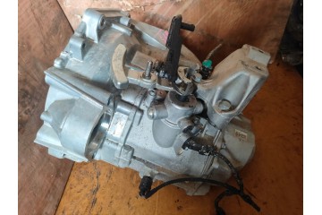SKRZYNIA KOMPLETNA VW UYS Part manufacturer Volkswagen OE