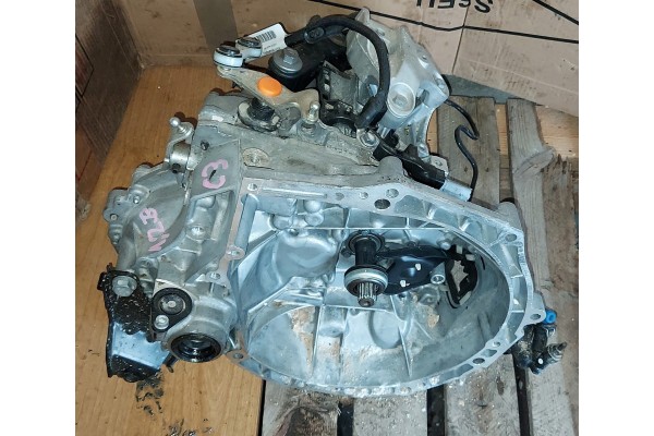 SKRZYNIA BIEGOW KOMPLETNA CITROEN PEUGEOT 20A728