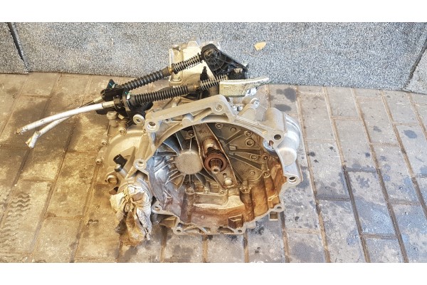 SKRYNIA BIEGOW KOMPLETNA SEAT IBIZA TUM