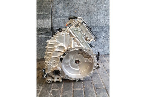 SKRYNIA BIEGOW KOMPLETNA FORD KUGA TC11A