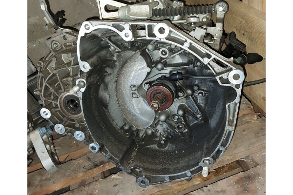 SKRZYNIA BIEGOW KOMPLETNA FIAT C635