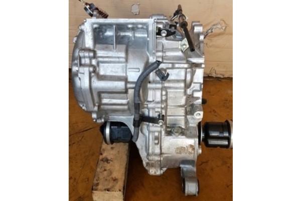 SKRZYNIA KOMPLETNA TOYOTA YARIS 2CH222 1NM Car type 4x4 SUV