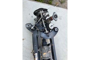 MERCEDES E KLASA W213 E400D SANKI ZAWIESZENIE WOZEK BELKA TY TYLNA TYLNE Catalog number of the part W213 2133504712 SANKI TY