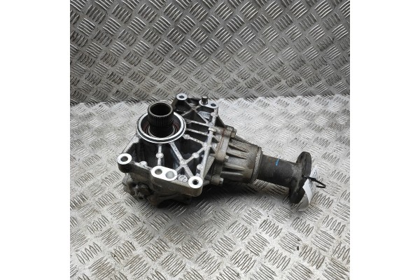 FRONT REDUCER KIA SORENTO III UM 3B810 38209048 2 2L 147kw 2017