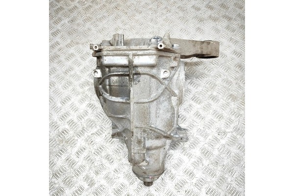 REAR REDUCER BMW X5 G05 8839460 38029747 3 0L 360kw 2025 Catalog number of substitutes 8686222