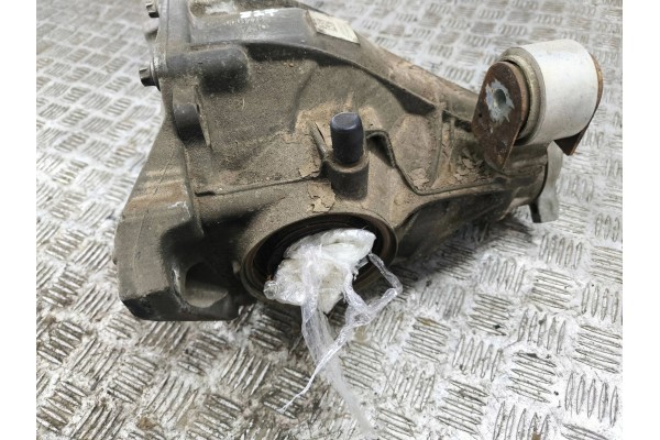 Rear differential Mercedes Benz E W213 2133502212 Catalog number of the part 2133502212