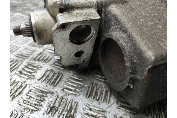 Rear differential Volvo XC90 T129348 Car type 4x4 SUV