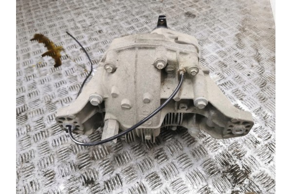 Rear differential Mercedes Benz ML W164 4460310036 Part manufacturer Mercedes Benz OE