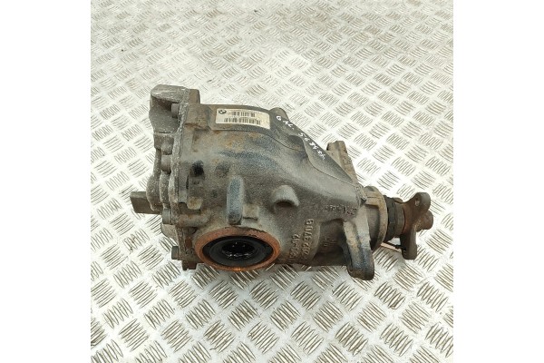 REDUKTOR TYLNY BMW 4 COUPE F32 F82 7541580 33065560 2 0L 140kw 2015 Catalog number of the part 7541580