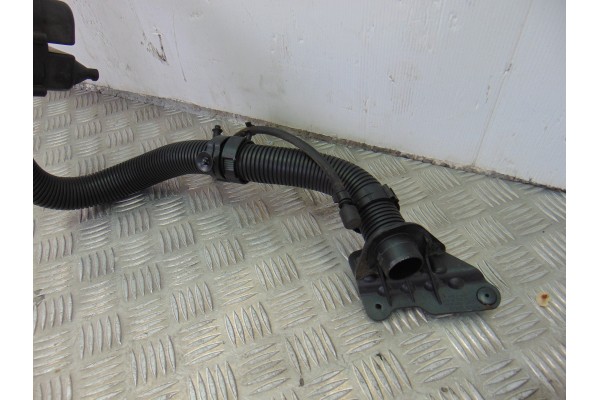 BV61-6K863-CB TUBO FORD FOCUS BERLINA (CB8)