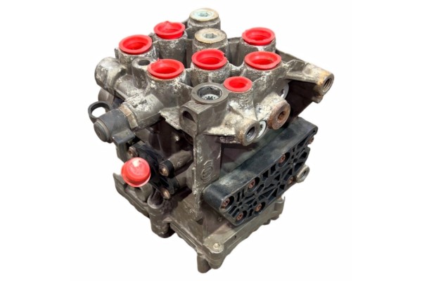 20729825 VOLVO Dehumidifier Car type trucks