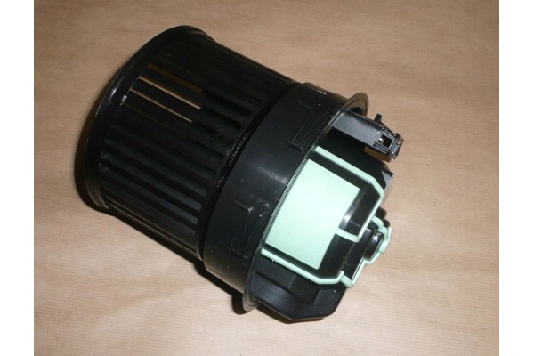 Blower fan heater Peugeot 308 Peugeot RCZ 6441 CZ Catalog number of the part 6441 CZ