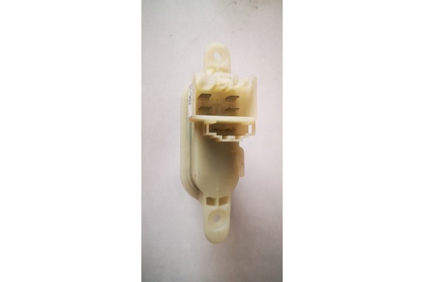 ORIGINAL RENAULT BLOWER RESISTOR LAGOON III 3 52426558 29406032 Catalog number of the part 271502060R 52426558 29406032 0000