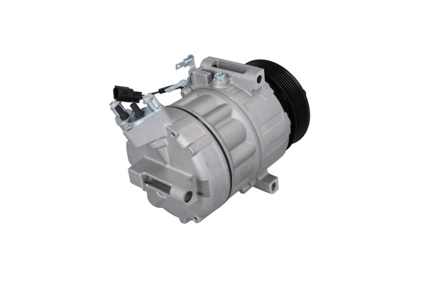 AIR CONDITIONING COMPRESSOR FIAT TALENTO 16 NISSAN NV300 16 OPEL VIVARO Car type buses cargo vans