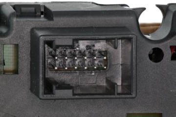 Combined switch under steering wheel VALEO VAL251947 Car type cargo vans