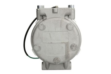 THERMOTEC KTT095024 Klimatizace KTT095024 Car type buses cargo vans