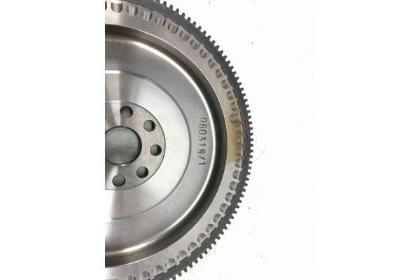 Flywheel FORD TRANSIT CONNECT MK1 7T1Q 6375 AA 1430566 GENUINE Part manufacturer Ford OE