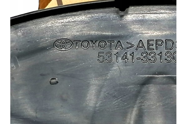 HYBRID Toyota PRIUS 16 RAV 4 17 badge emblem front 5314133140 Radar Product weight with unit packaging 0 25 kg