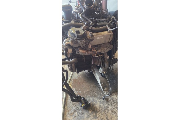 Silnik kompletny Volkswagen T5 1 T6 2 0 tdi 140 km CAA Engine type diesel