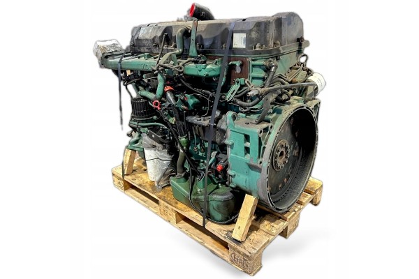 21070335 VOLVO Engine Engine type petrol