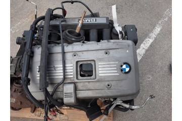 SILNIK BMW N52B25A N52 KOMPLETNY BMW E90 E91 E60 325i 525i 218KM Catalog number of the part N52B25A