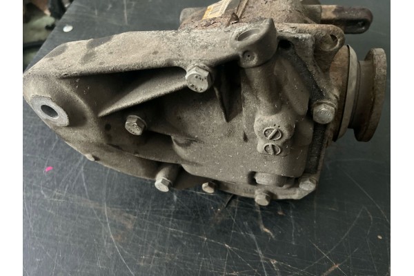 BMW 1 3 E81 E87 E90 E91 E92 N43 N46 REAR BRIDGE REAR DYFER 3 38 Part manufacturer BMW OE