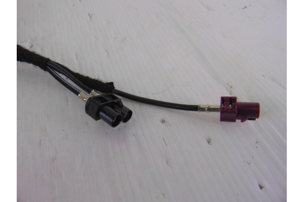 L1TT19G461DD ANTENA FORD PUMA Hybrid ST-Line 2021 L1TT19G461DD 206357 FORD - 1