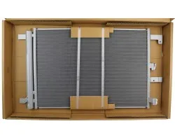Radiador de Aire Acondicionado con Deshumidificador AUDI 8V0816411 8V0816411A