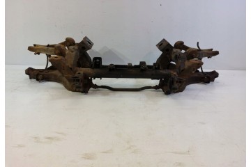 MITSUBISHI PAJERO III (V60, V70) 2000-2007 Viga del puente delantero M
