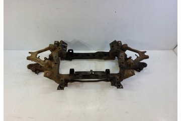 MITSUBISHI PAJERO III (V60, V70) 2000-2007 Viga del puente delantero M