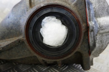 Rear reducer LEXUS IS II GSE2_ ALE2_ USE2_ 4111053171 2 2L diesel Catalog number of substitutes 4111053170