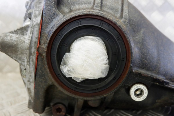 Reductor trasero LEXUS IS II (GSE2, ALE2, USE2) 4111053171 2.2L diése