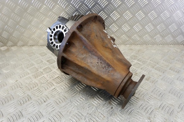 Rear reducer TOYOTA LAND CRUISER 120 _J12_ 411106A350 3 0L diesel 120kW