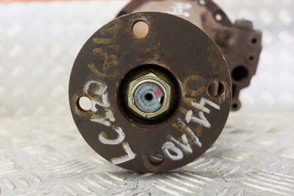 Rear reducer TOYOTA LAND CRUISER 120 _J12_ 411106A350 3 0L diesel 120kW Catalog number of the original 411106A350