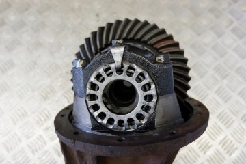 Reductor trasero TOYOTA LAND CRUISER 120 (J12) 411106A350 3.0L diésel