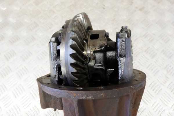 Reductor trasero TOYOTA LAND CRUISER 120 (J12) 411106A350 3.0L diésel