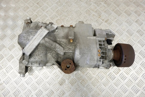 Rear reducer VOLVO XC90 I P30713129 2 4L diesel 120kW 2005 Part manufacturer Volvo OE