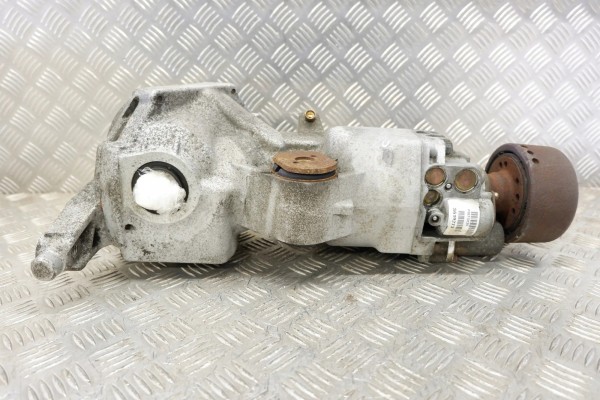 Rear reducer VOLVO XC90 I P30713129 2 4L diesel 120kW 2005 Catalog number of the part P30713129