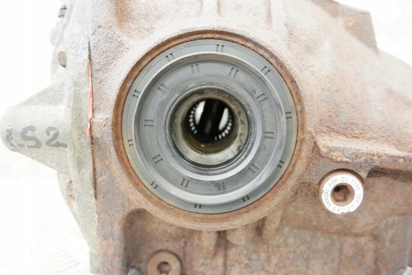 Rear reducer LEXUS LS _F4_ 4111050261 4 6L gasoline 283kW 2008 Car type passenger cars