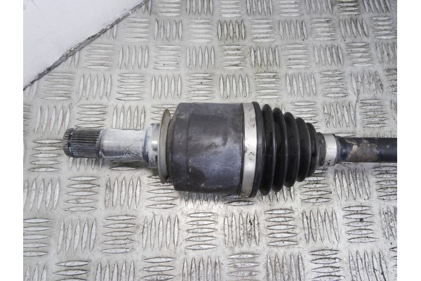  TRANSMISION DELANTERA IZQUIERDA MERCEDES-BENZ CLASE ML (BM 164) 320 / 350 CDI (164.122) 2005 208685 MERCEDES-BENZ - 2