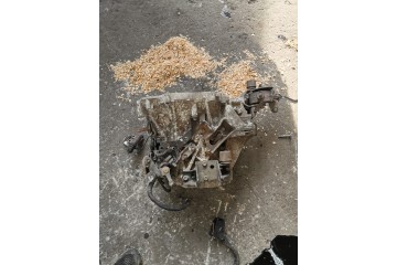 TOYOTA AURIS 2 0 D SKRZYNIA BIEGOW Catalog number of the part TOYOTA AURIS 2 0 D SKRZYNIA BIEGOW