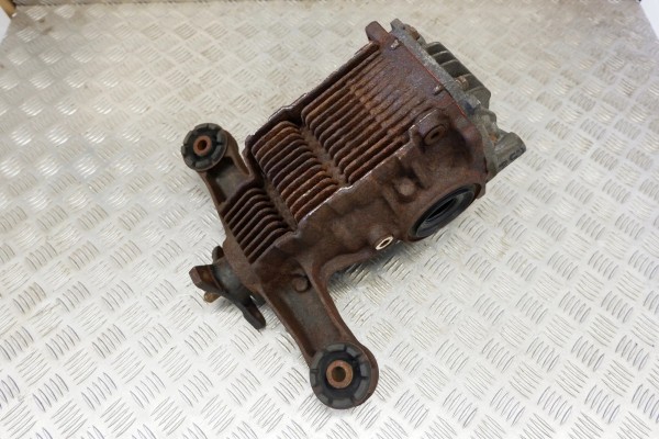 Reductor trasero LEXUS LS (F4) 4111050261 4.6L gasolina 283kW 2008