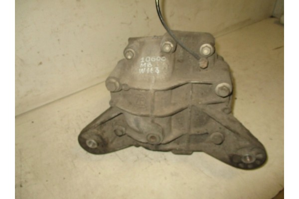 Rear axle differential MERCEDES BENZ ML W163 1998 2005 4460310012 Part manufacturer Mercedes Benz OE