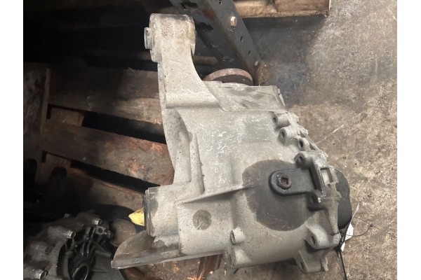 2013 Land Rover Discovery 4 LR4 Rear Differential LR029571