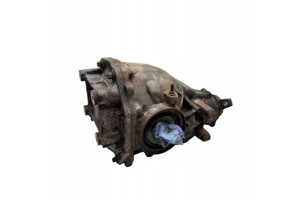 Rear reducer MERCEDES BENZ S W221 A2213502114 3 5L gasoline 200kW 2009 Catalog number of substitutes A2213511505