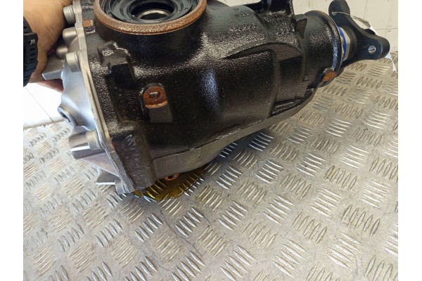 Diferencial trasero BMW Serie 4 F32 F34 7603759 2.81