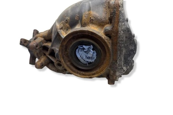 Rear reducer MERCEDES BENZ CLS C219 A2193505514 5 5L gasoline 2006 Catalog number of the part A2193505514